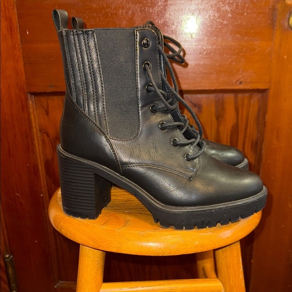 MIA Shoes - MIA Daryl Lace-Up Boot